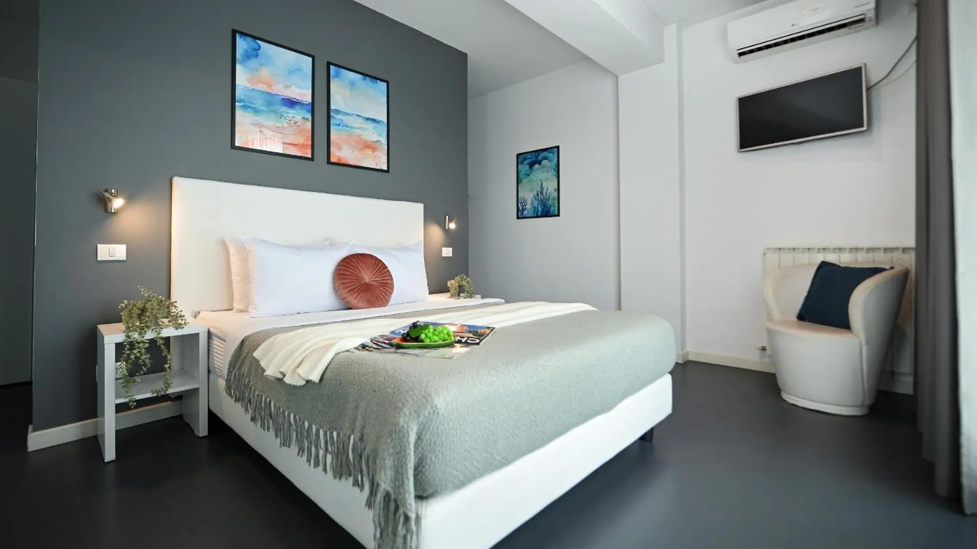 Urban Paradise - Modern Central Accommodation Bucarest 0*,