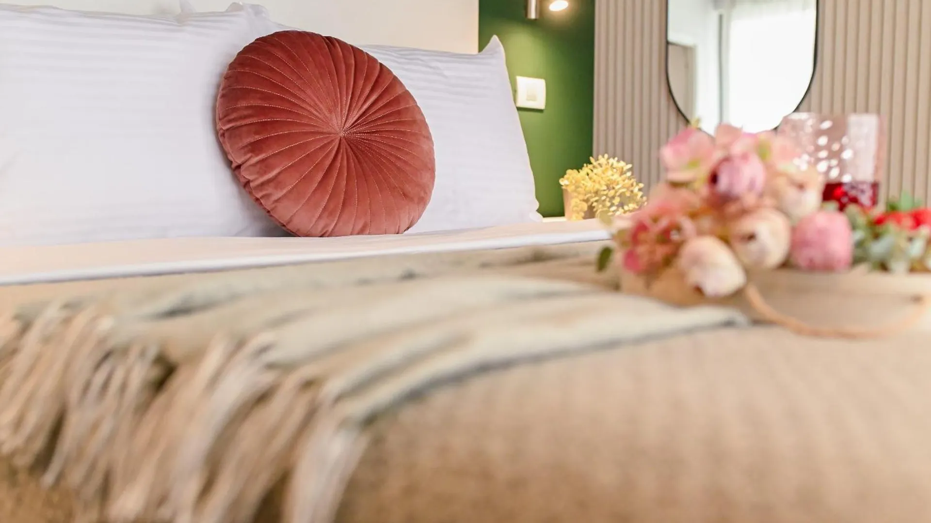Urban Paradise - Modern Central Accommodation Bucarest Appartement
