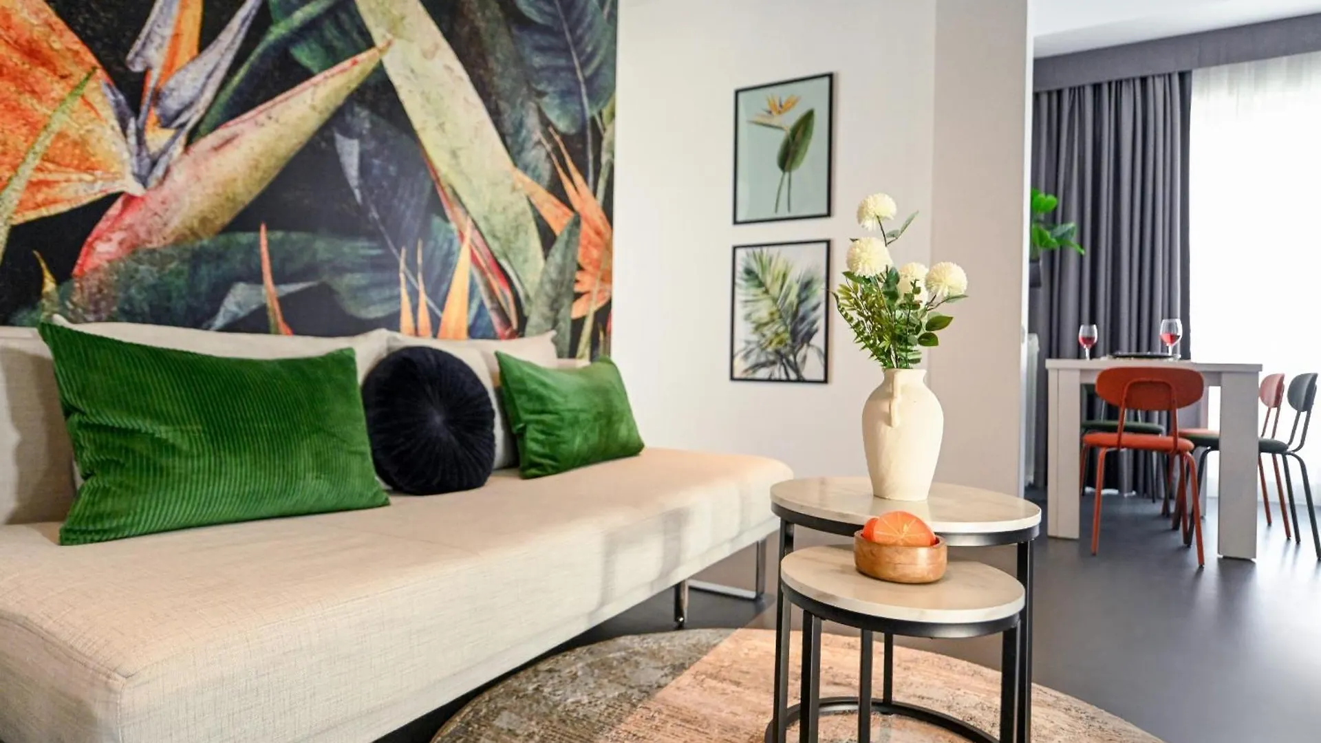 Appartement Urban Paradise - Modern Central Accommodation Bucarest