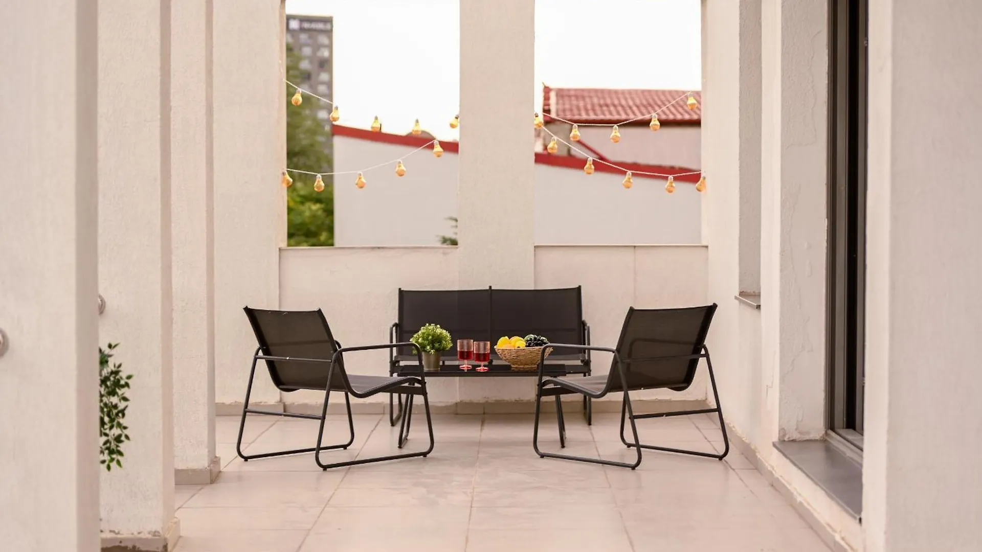 Urban Paradise - Modern Central Accommodation Bucarest Appartement
