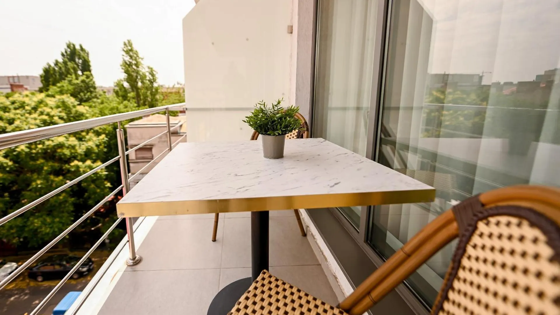 Urban Paradise - Modern Central Accommodation Bucarest Appartement
