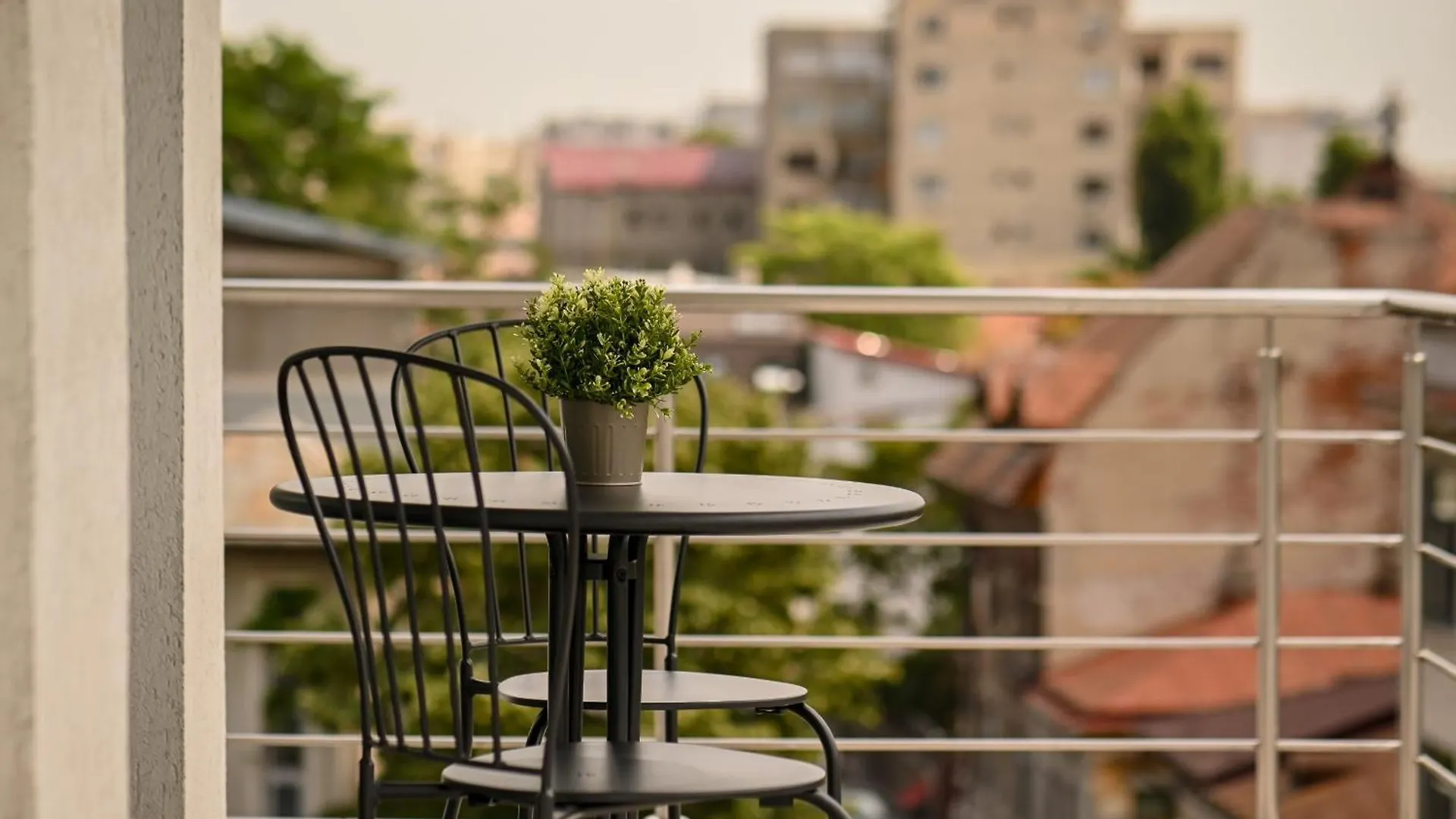 Urban Paradise - Modern Central Accommodation Bucarest 0*,